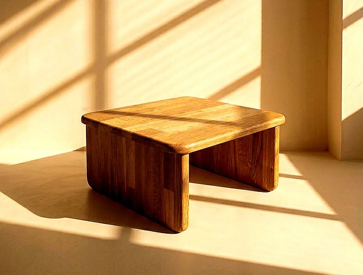 Tabouret en bois massif