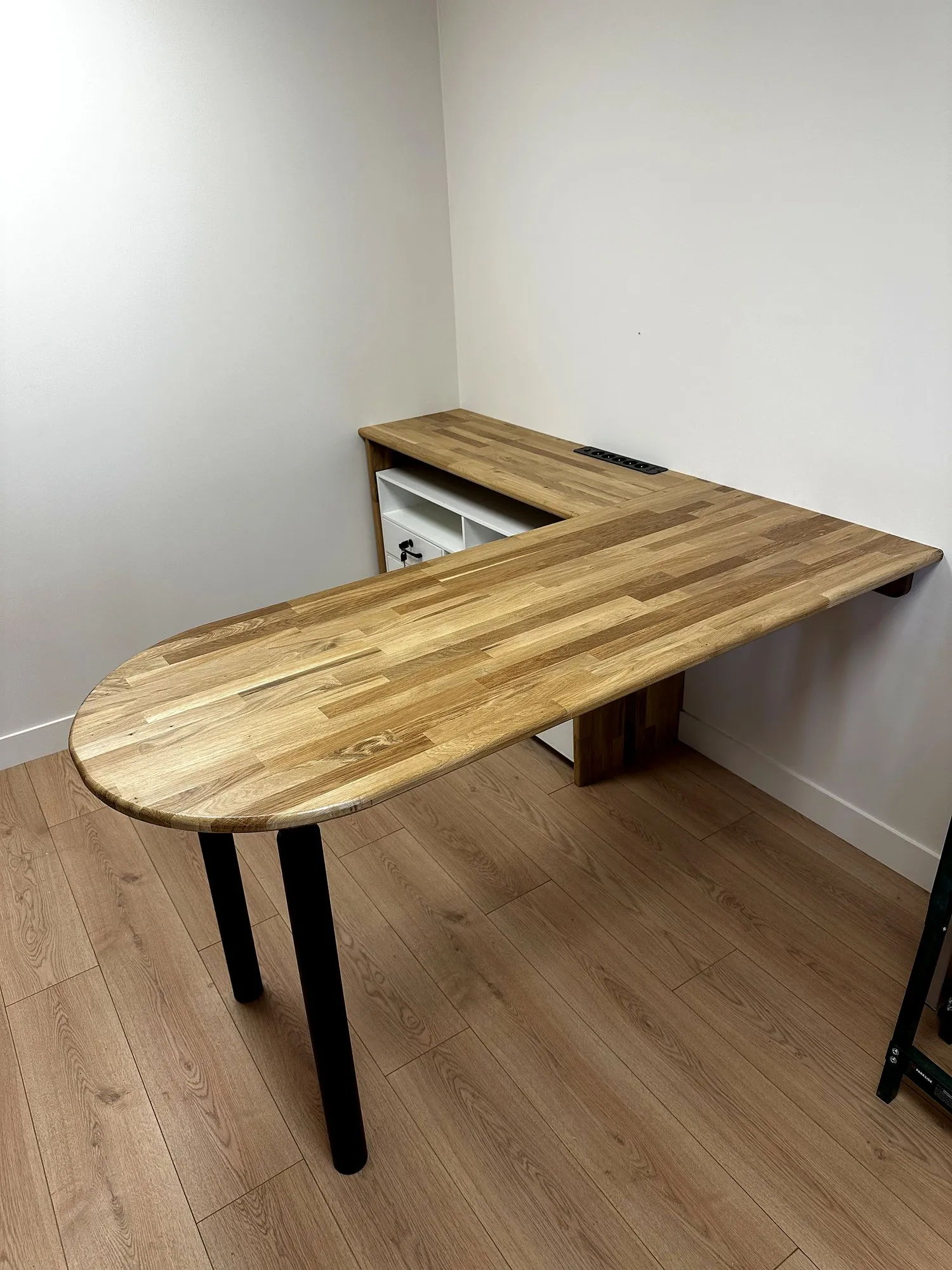 Bureau d'angle sur mesure